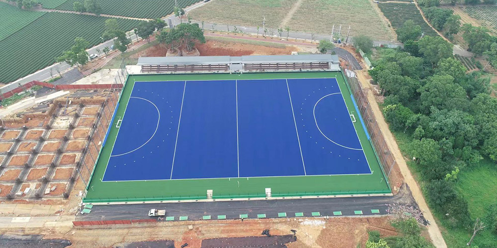 What Are the FIH's Regulations for Hockey Turfs?